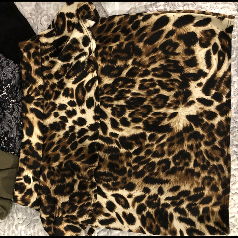Leopard print peplum skirt